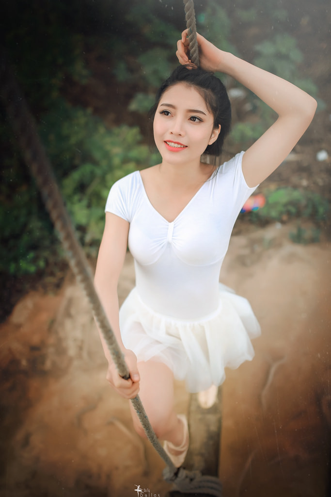 姜汉娜大尺度《不忠》电影